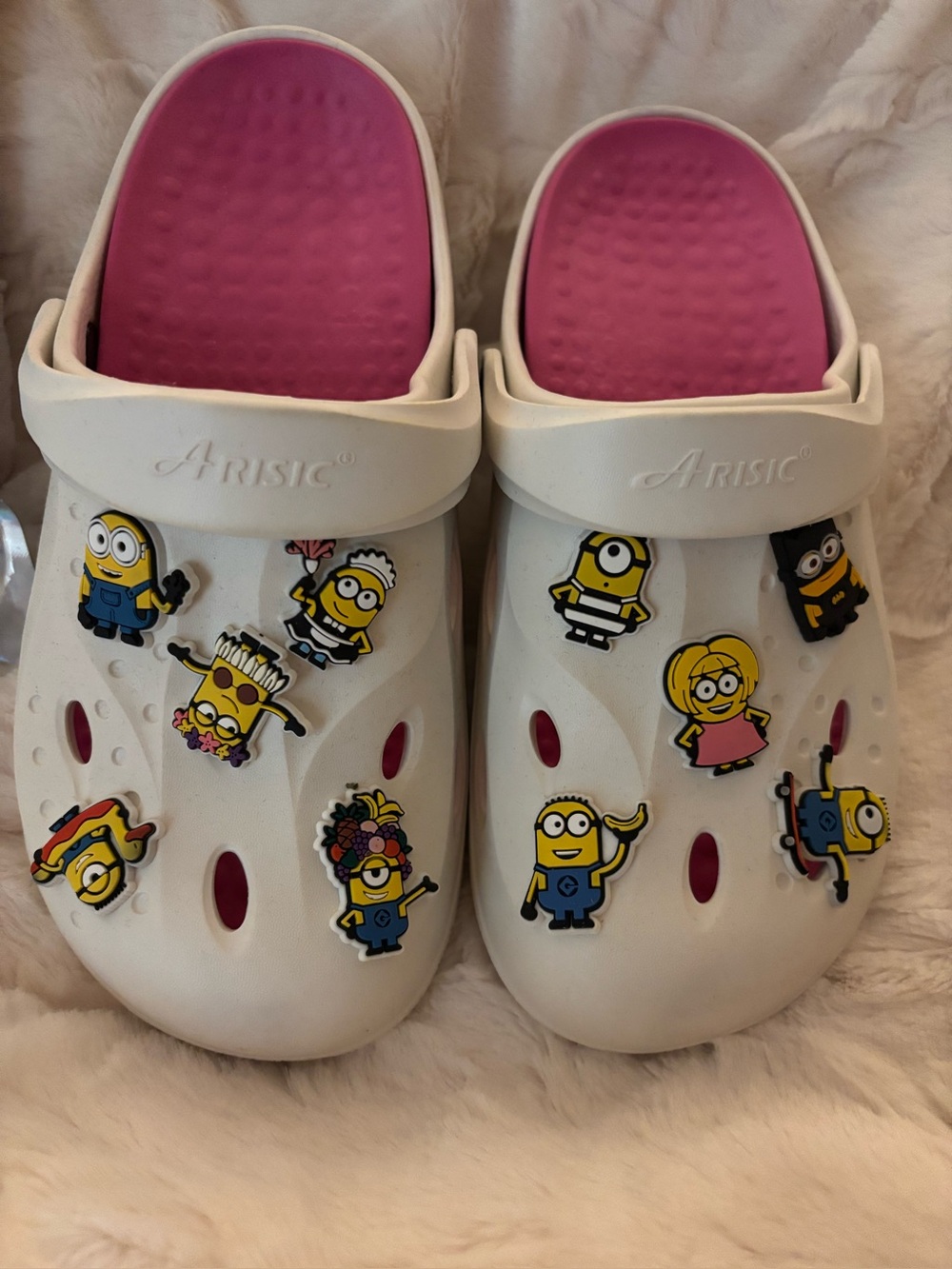 Aris Women’s White & Pink Minion Crocs-Style One Piece Shoes
